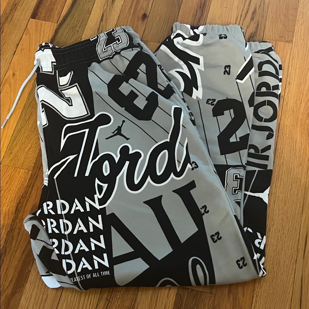 Jordan Graphic Joggers in Black and White